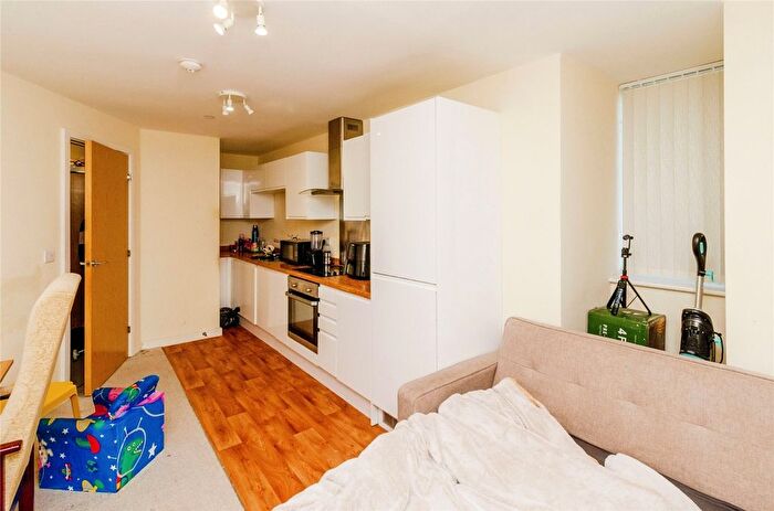 1 Bedroom Flat For Sale In Bridge Street, Walsall, West Midlands, WS1