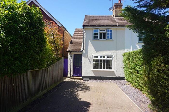 2 Bedroom Semi-Detached House To Rent In Thorndown Lane, Windlesham, GU20