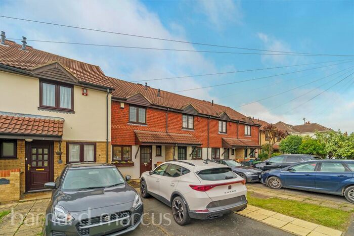 2 Bedroom House To Rent In Cavendish Road, New Malden, KT3