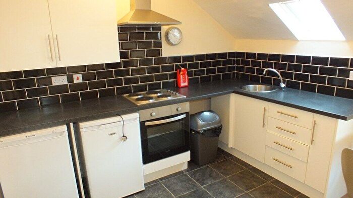 1 Bedroom Terraced House To Rent In Manor Terrace, Headingley, Leeds, LS6