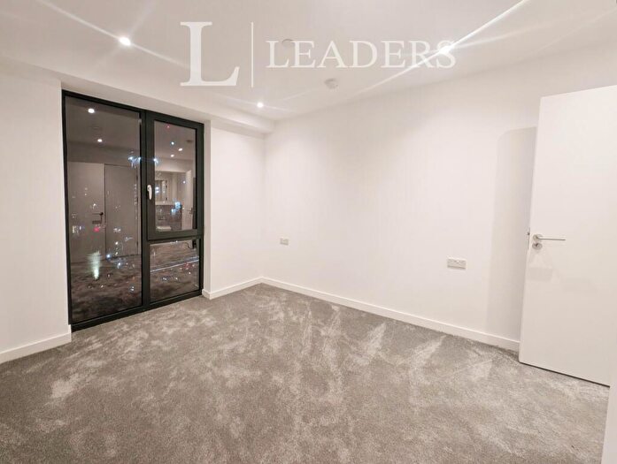 2 Bedroom Apartment To Rent In Silkbank Wharf, Derwent Street, Salford, M5