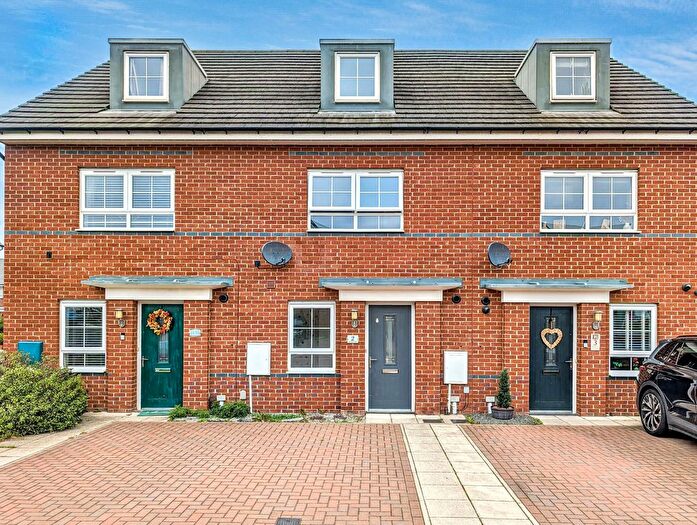 4 Bedroom Terraced House For Sale In Smailes Close, Stockton-On-Tees, TS20