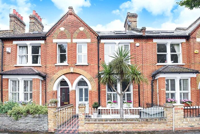 4 Bedroom Terraced House To Rent In Connaught Road, Teddington, TW11