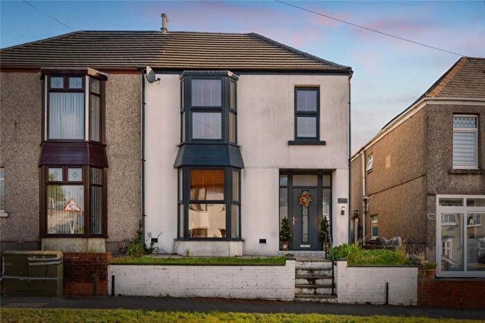 3 Bedroom Semi Detached House For Sale In Middle Road, Gendros, Swansea, SA5