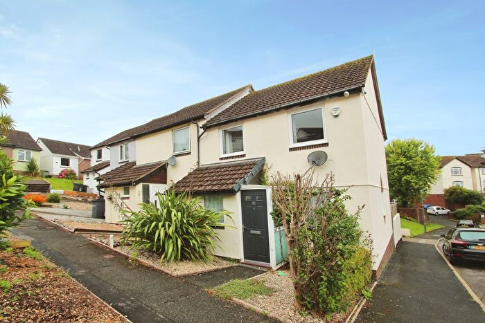 2 Bedroom End Of Terrace House To Rent In Elsdale Road, Paignton, Devon, TQ4