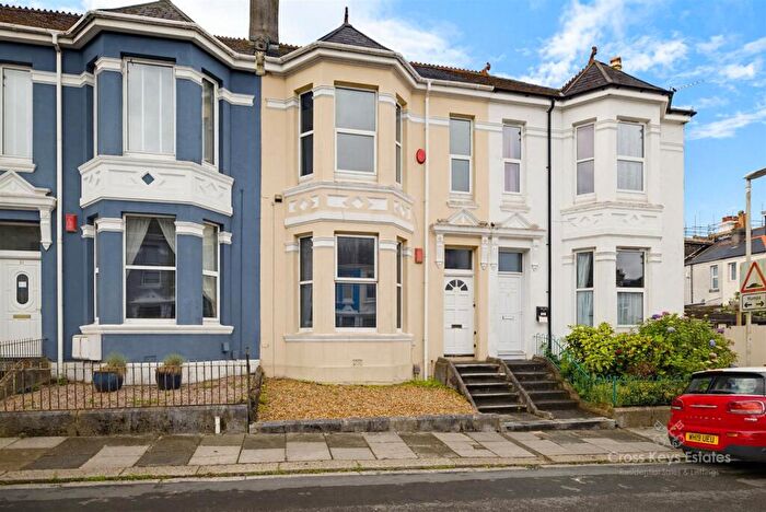 2 Bedroom Apartment For Sale In Glendower Road, Peverell, PL3