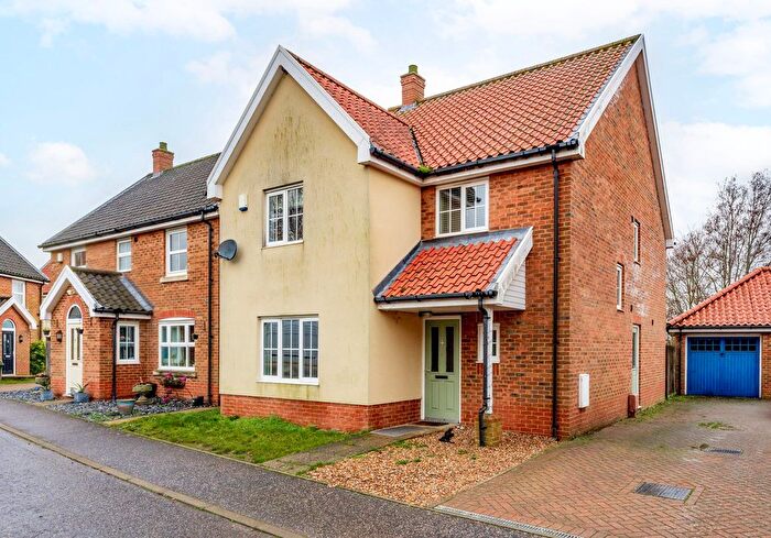 4 Bedroom Detached House To Rent In Mckee Drive, Tacolneston, NR16