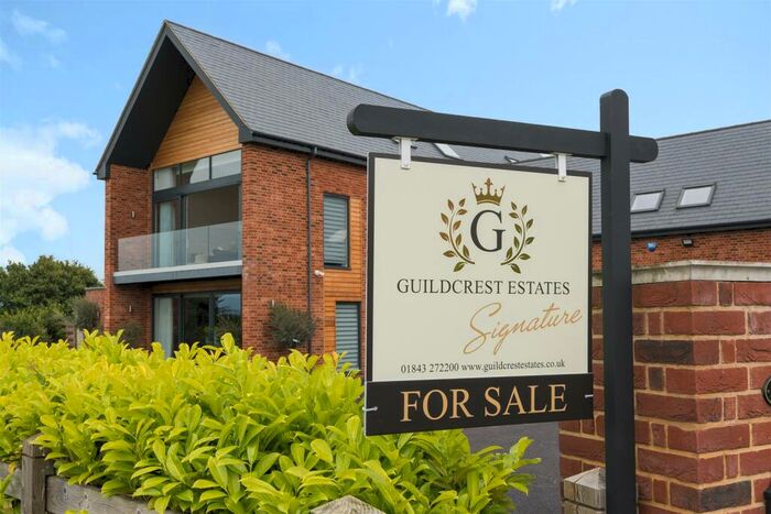 5 Bedroom Detached House For Sale In Preston Meadows, Preston, Canterbury, CT3