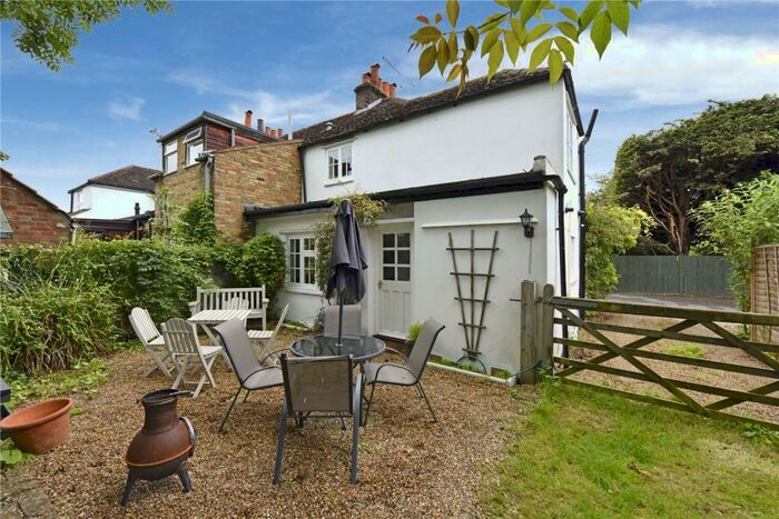 2 Bedroom Semi-Detached House To Rent In Maidenhead Road, Windsor, Berkshire, SL4