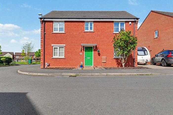4 Bedroom Detached House For Sale In Grindley Way, Woodville, DE11