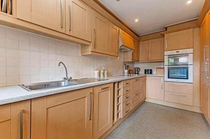 2 Bedroom Cottage For Sale In St. Marys Court, Beaconsfield, HP9