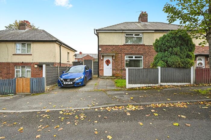 3 Bedroom Semi-Detached House For Sale In Stevenson Crescent, St. Helens, Merseyside, WA10