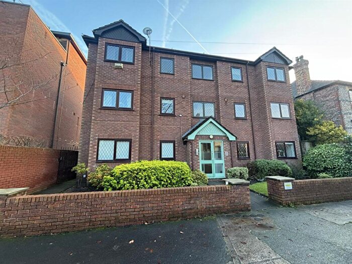 2 Bedroom Flat To Rent In Hesketh Court, Hesketh Avenue, Manchester, M20
