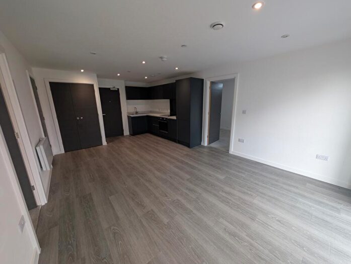 2 Bedroom Apartment To Rent In Downtown, City Centre, M5
