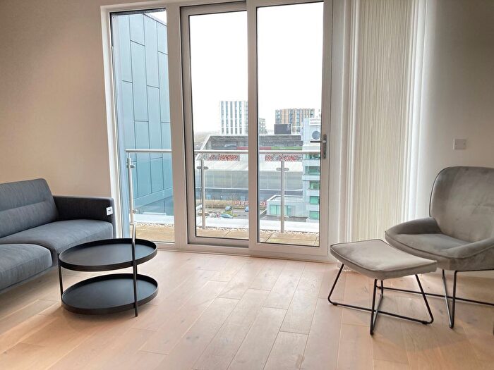 1 Bedroom Flat To Rent In Very Near Capital Interchange Way Area, Brentford, TW8