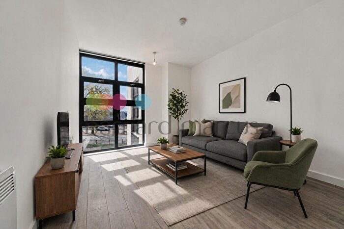 Studio To Rent In Purley Way, Croydon, CR0