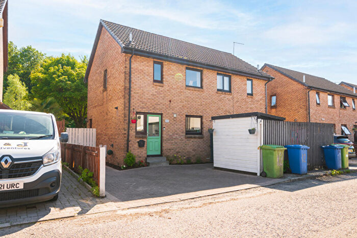 3 Bedroom Semi-Detached House For Sale In Crosslet Place, Dumbarton, West Dunbartonshire, G82