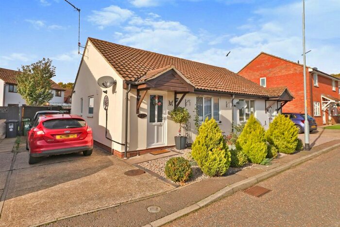 2 Bedroom Semi-Detached Bungalow For Sale In Eckersley Drive, Fakenham, NR21