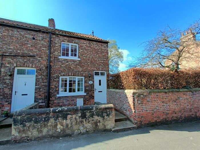 2 Bedroom Terraced House For Sale In Westfield Road, Tockwith, York, YO26