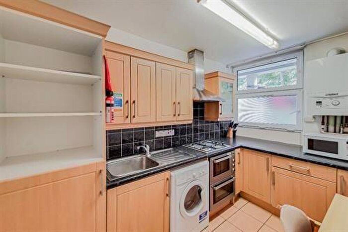 4 Bedroom Maisonette To Rent In Clarence Gardens, Regent's Park, NW1