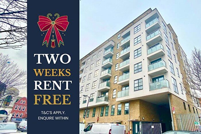 3 Bedroom Flat To Rent In Bournemouth Road, Peckham, SE15