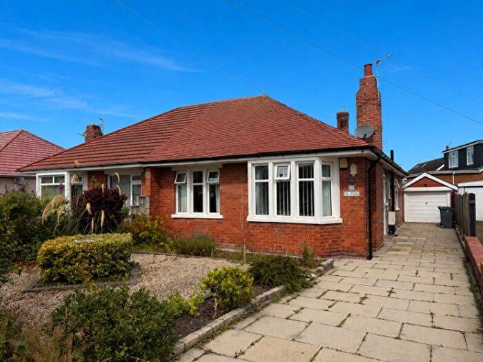 2 Bedroom Semi-Detached Bungalow For Sale In Guildford Avenue - Bispham -, FY2