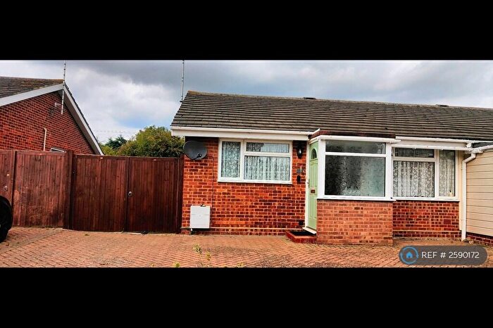 2 Bedroom Bungalow To Rent In Longfield Road, Chelmsford, CM3