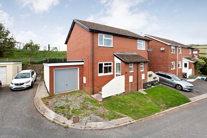 2 Bedroom Semi-detached House For Sale In Perros Close, Teignmouth, TQ14