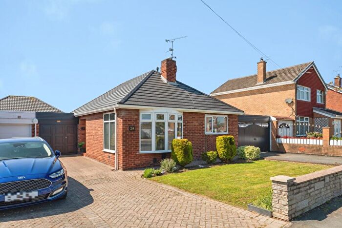 2 Bedroom Bungalow For Sale In Gleneagles Road, Great Sutton, Ellesmere Port, Cheshire, CH66