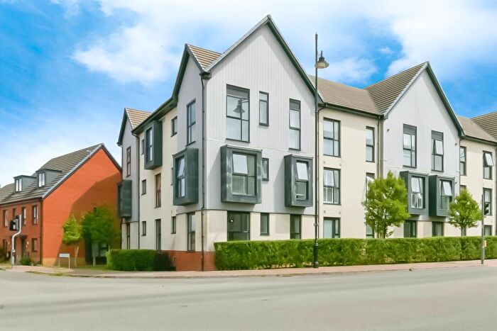 2 Bedroom Flat For Sale In Heol Finch, Barry, CF62