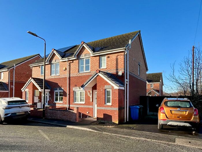 3 Bedroom Semi-Detached House To Rent In Haydock Avenue, Sale, M33