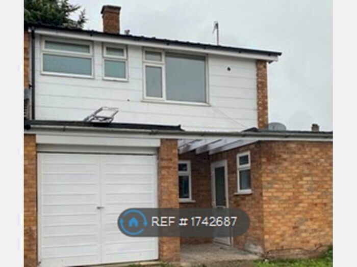 4 Bedroom Terraced House To Rent In Glebe Close, Thetford, IP24