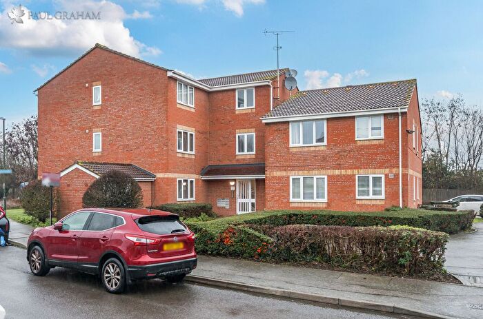 Studio For Sale In New Road, Mitcham Junction, CR4