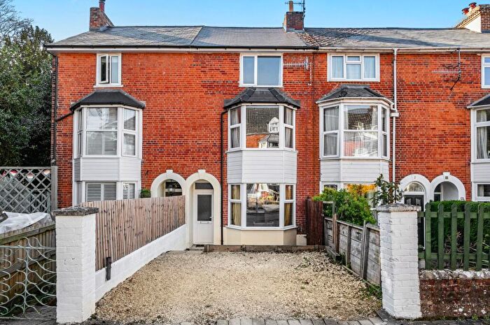 3 Bedroom Terraced House For Sale In College Street, Salisbury, SP1