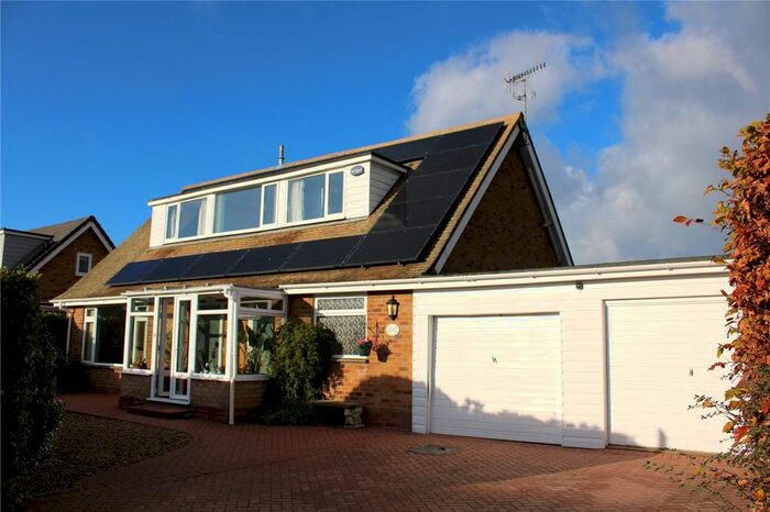 3 Bedroom Bungalow For Sale In Churchill Crescent, Sheringham, Norfolk, NR26