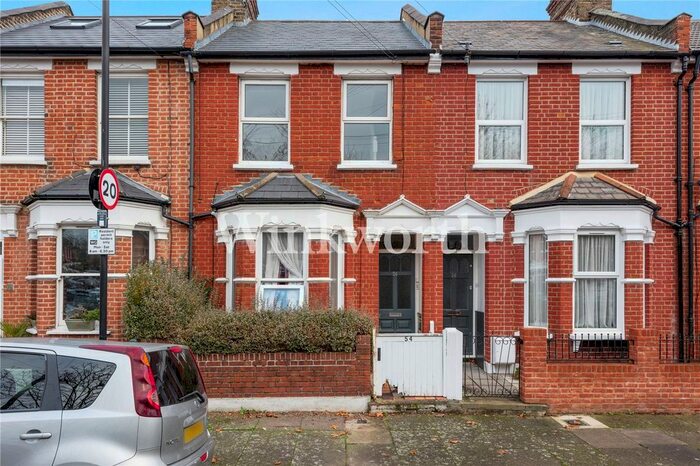 2 Bedroom Flat To Rent In Graham Road, London N15