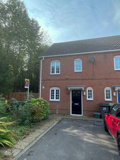 3 Bedroom End Of Terrace House To Rent In Causton Road, Basingstoke, RG22