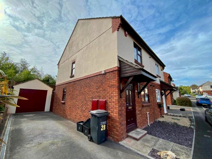 2 Bedroom Semi-Detached House To Rent In Nightingale Close, Torquay, TQ2