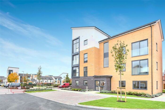 1 Bedroom Apartment To Rent In Longships Way, Reading, Berkshire, RG2