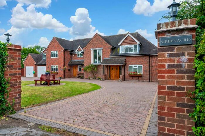 5 Bedroom Detached House For Sale In Rowney Green Lane, Rowney Green, Nr Alvechurch, Worcestershire, B48