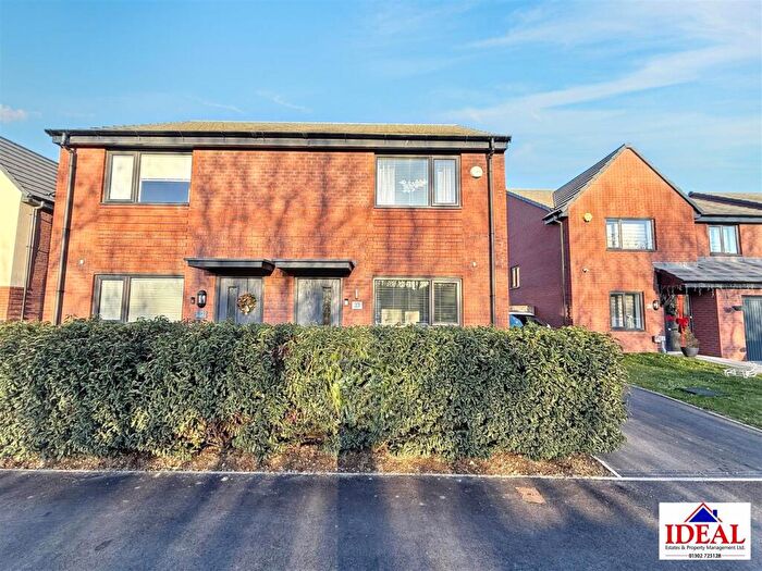 2 Bedroom Semi Detached House For Sale In Dove Lane, Woodlands, Doncaster, DN6