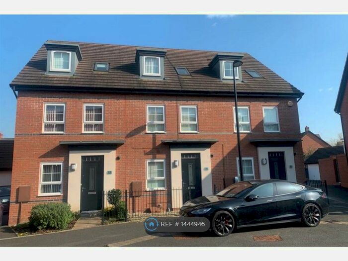 4 Bedroom Terraced House To Rent In Daker Row, Lawley Village, Telford, TF4