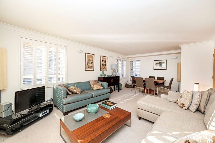 3 Bedroom Flat For Sale In Admiral Walk, London, W9