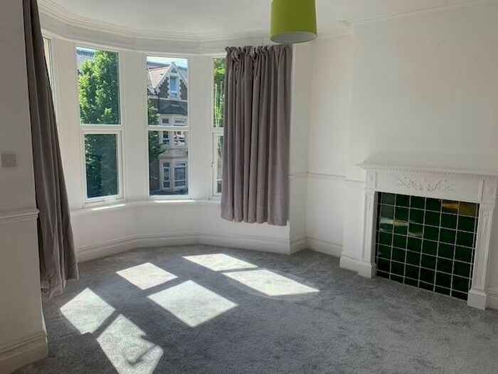 1 Bedroom Flat To Rent In Connaught Road, Cardiff, CF24