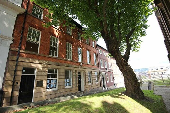 1 Bedroom Flat To Rent In Flat, St James Row, S1