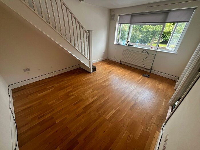 1 Bedroom Studio To Rent In Greenford, UB6
