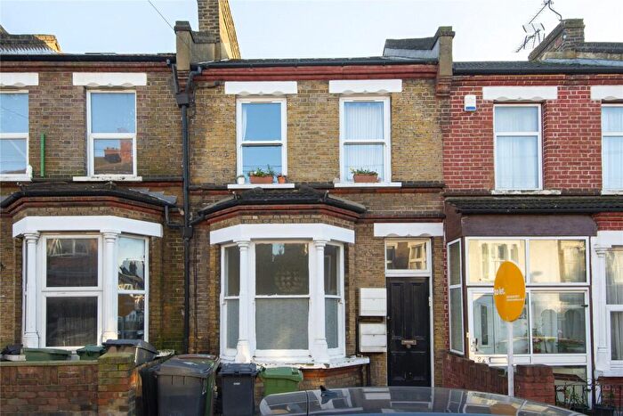 1 Bedroom Flat To Rent In Milton Road, London, E17