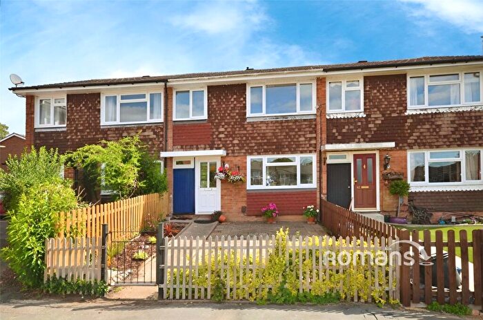 3 Bedroom Terraced House To Rent In Blackheath Road, Farnham, GU9