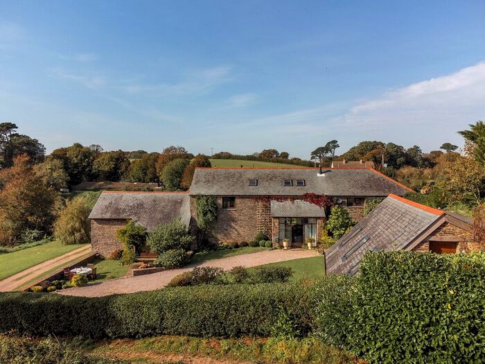 6 Bedroom Barn Conversion For Sale In Higher Greenway Barn, Maypool, Galmpton, TQ5