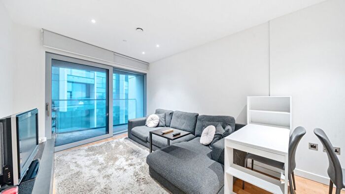 1 Bedroom Flat For Sale In Cutter Lane, Greenwich, SE10